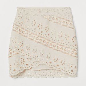 NWT H&M Women's Skirt Tan Cream Eyelet Mini Size 2